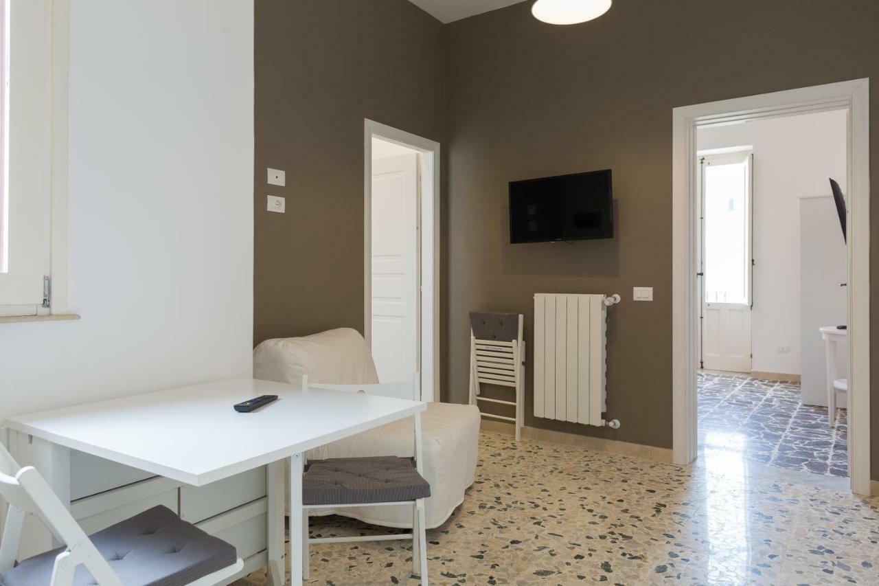 Al Corso Apartments Noto Buitenkant foto