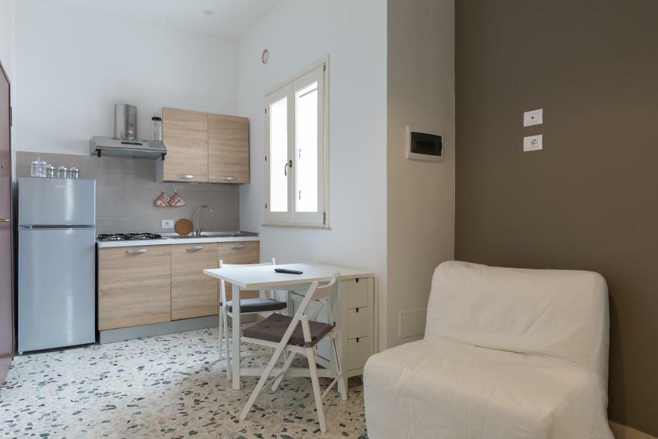 Al Corso Apartments Noto Buitenkant foto