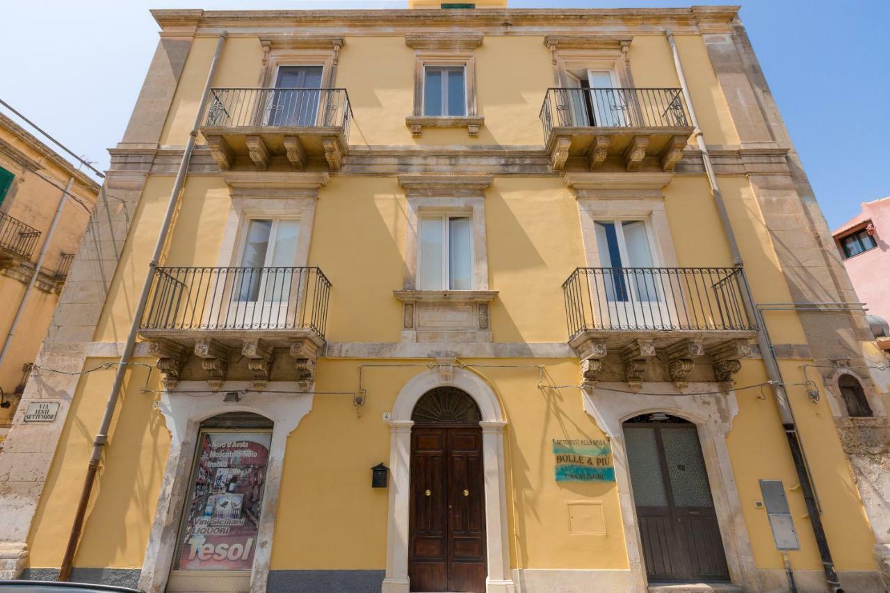 Al Corso Apartments Noto Buitenkant foto